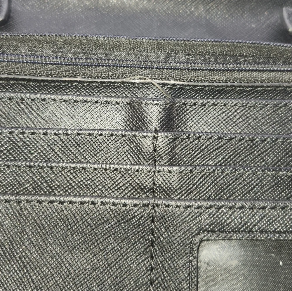 Michael Kors Black Crossbody Bag, Card Slots, ID, Inside Zip Pocket